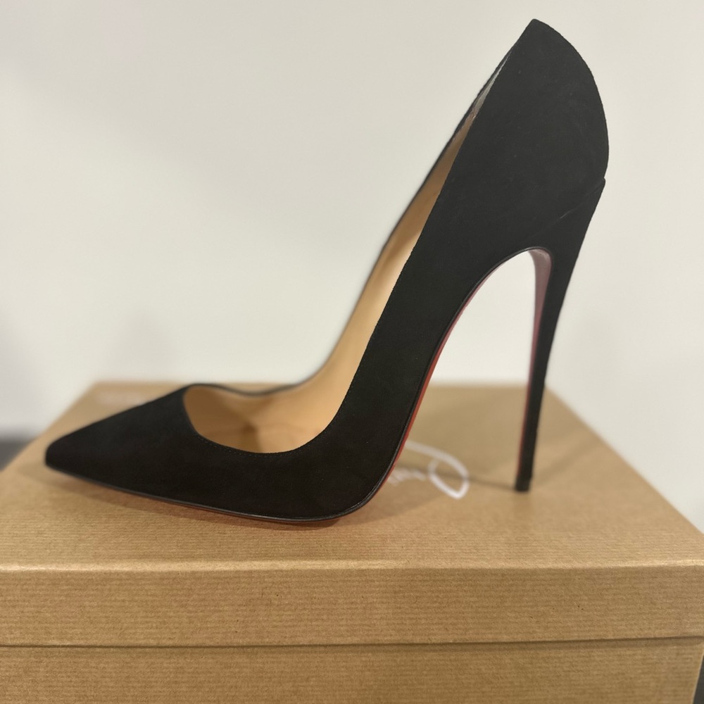 Christian Louboutin So Kate 120 size 40